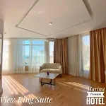 Marina Premium & 4* Vlorë