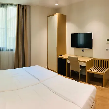 Marina Premium & 4*