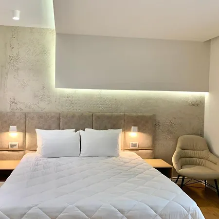 Marina Premium 4* Vlorë