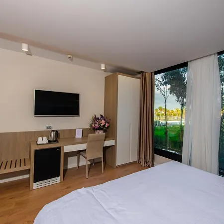Marina Premium Beach Hotel & Apartments