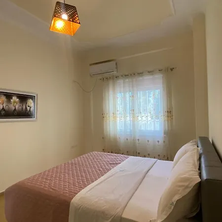 Marina Premium & Hotell 4*