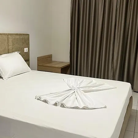 Marina Premium & Hotell