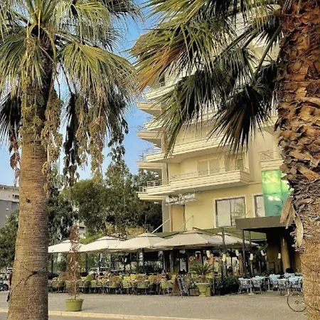 Marina Premium Beach Hotel & Apartments Влёра