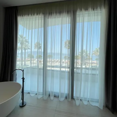 Marina Premium & 4*