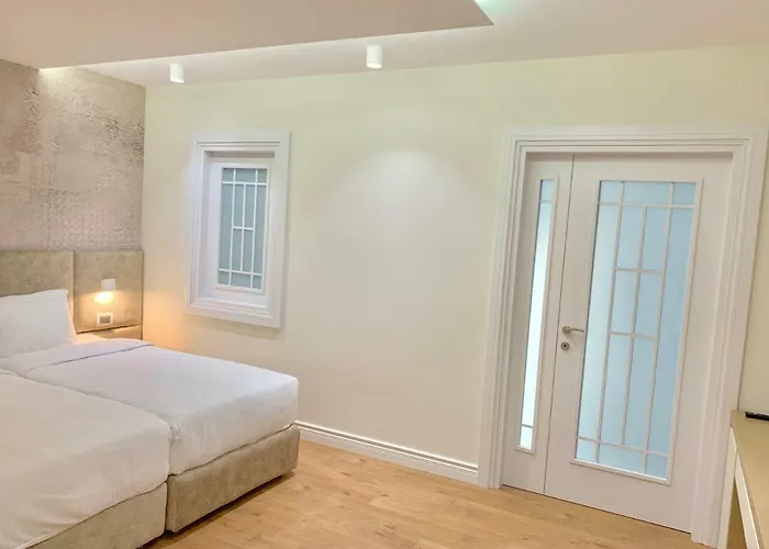 Marina Premium & 호텔 Vlorë