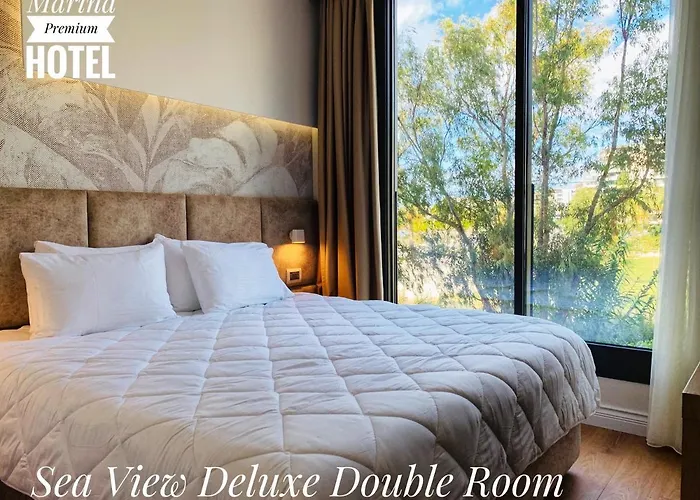 ホテル Marina Premium & Vlorë
